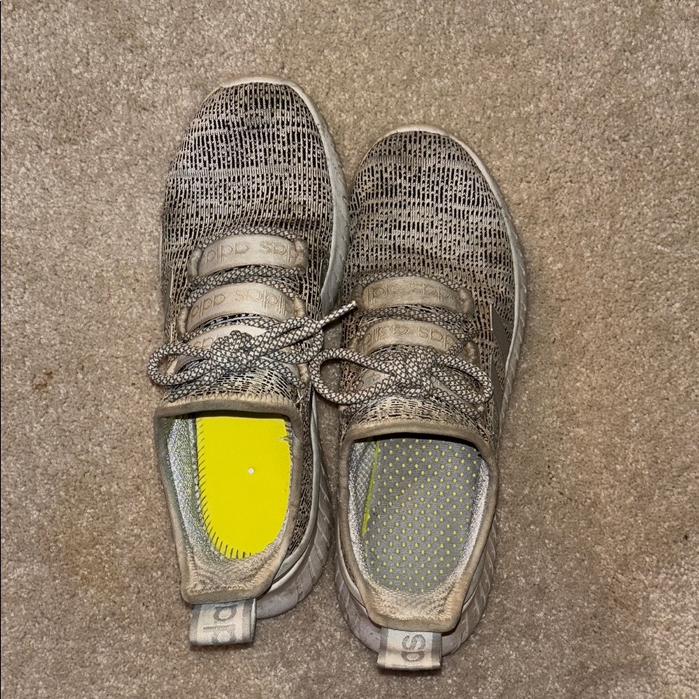 Adidas Men's Textured Gray Sneakers